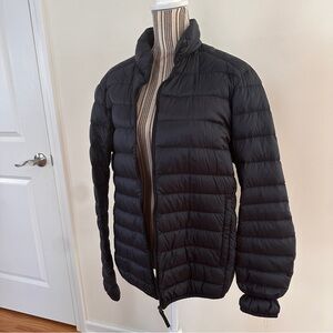 Uniqlo Men's Black Puffer Jacket